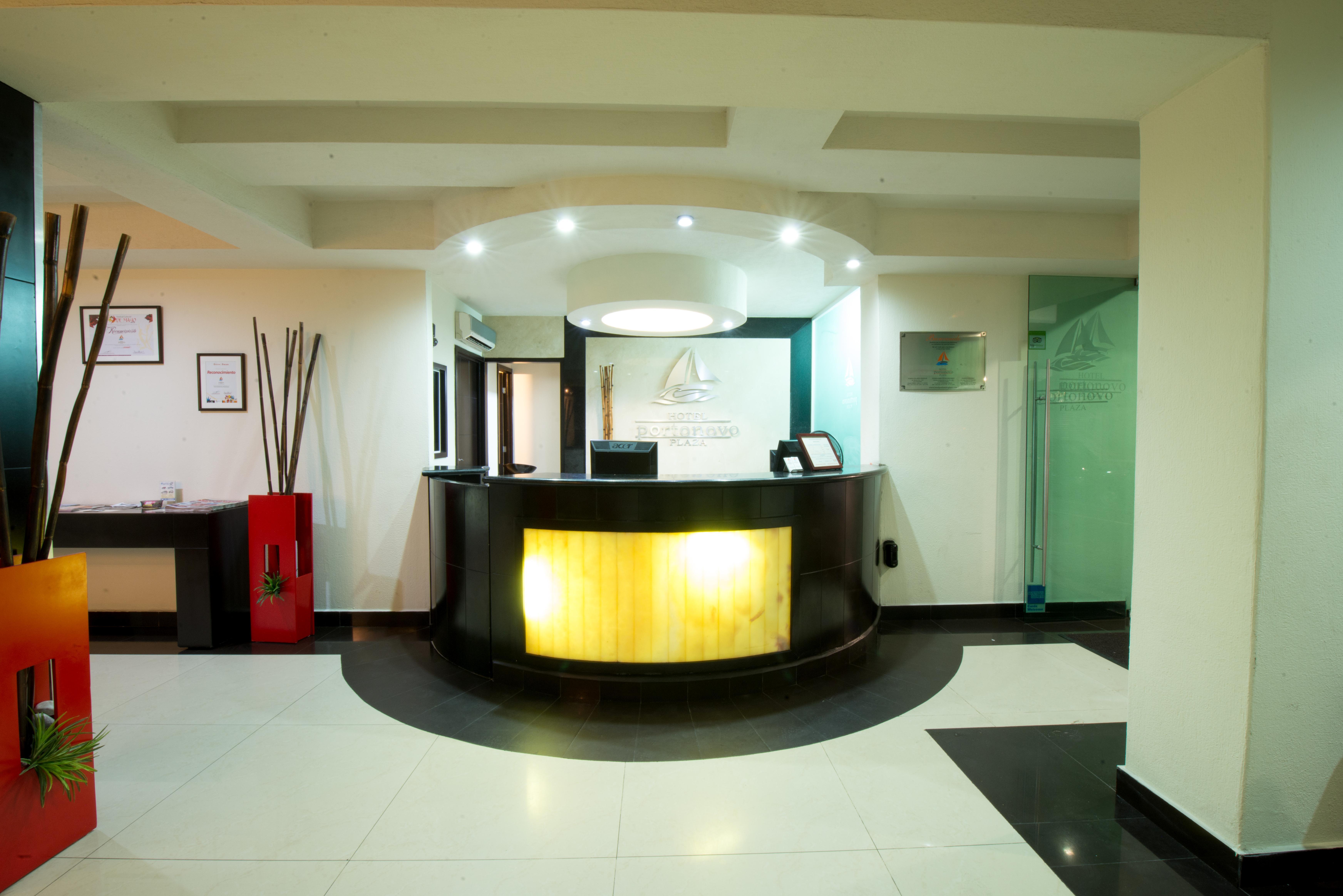 Hotel Portonovo Plaza Malecon Puerto Vallarta Exteriör bild
